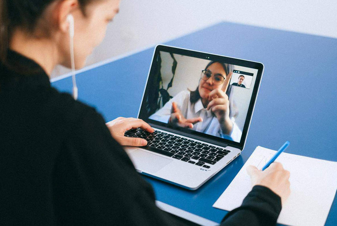 Online consulting